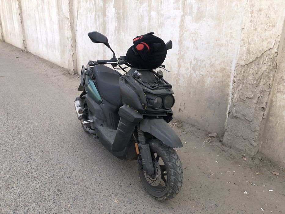 Sukuter tank motoo