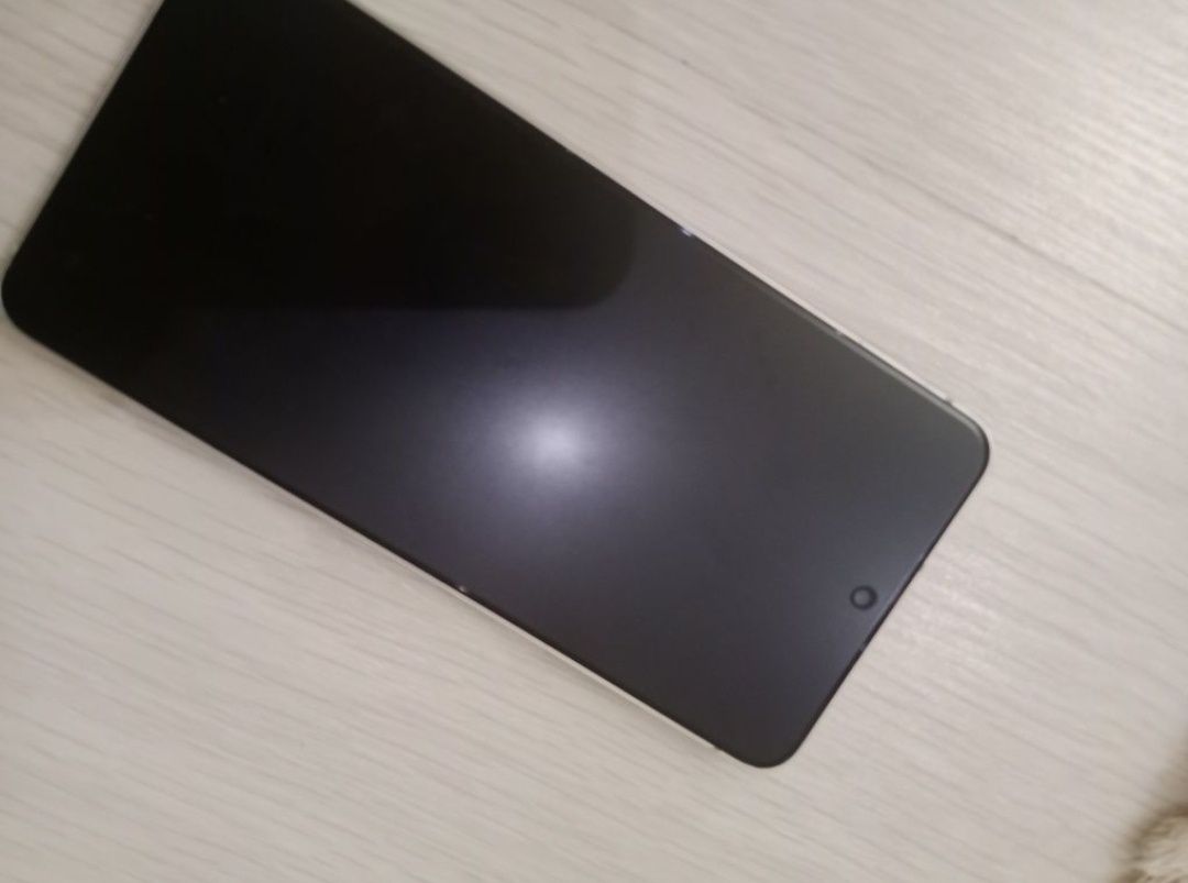 Samsung s 21 продаётся срочно