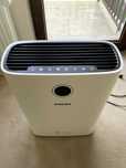 Purificator şi umidificator de aer 2 în 1 Series 2000i AC2729/10