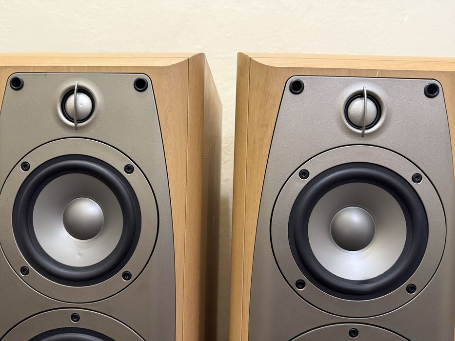 Тонколони Infinity Aphla 40