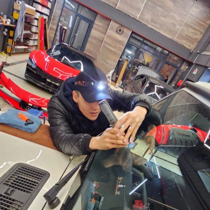 Ремонт лабовое стекло скол + трешна + полировка