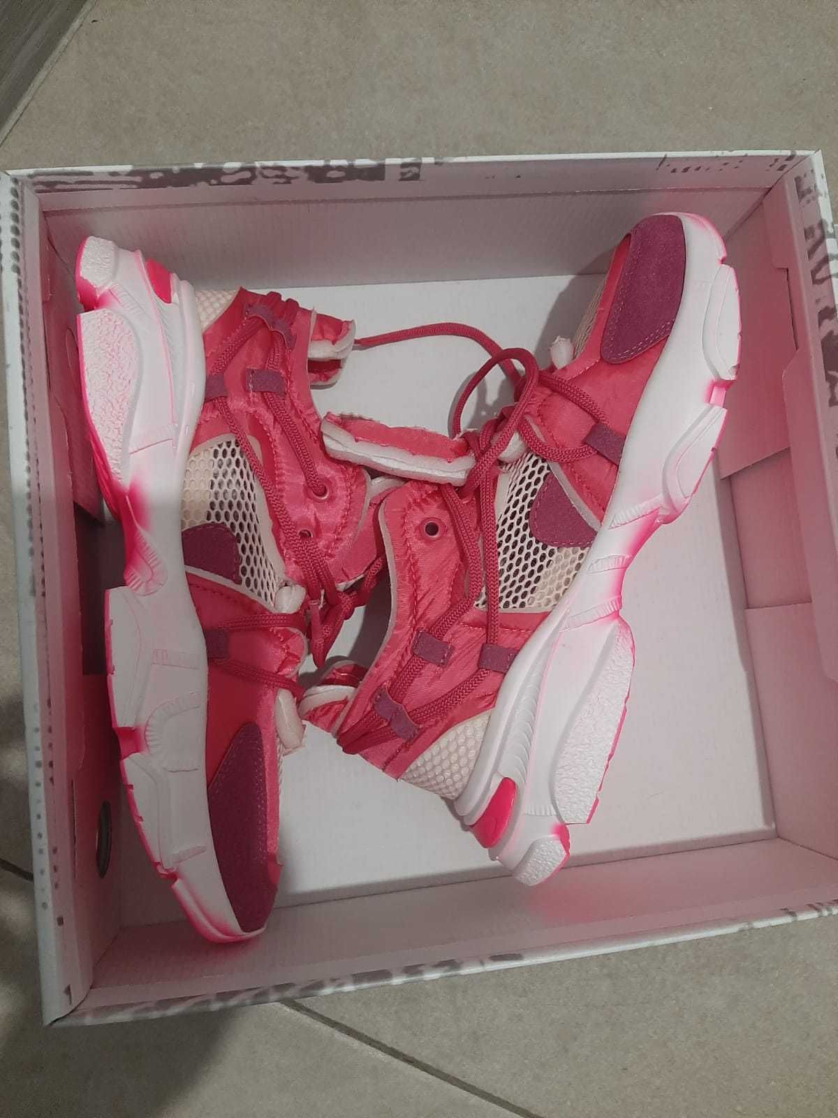 Adidasi dama roz GRYXX