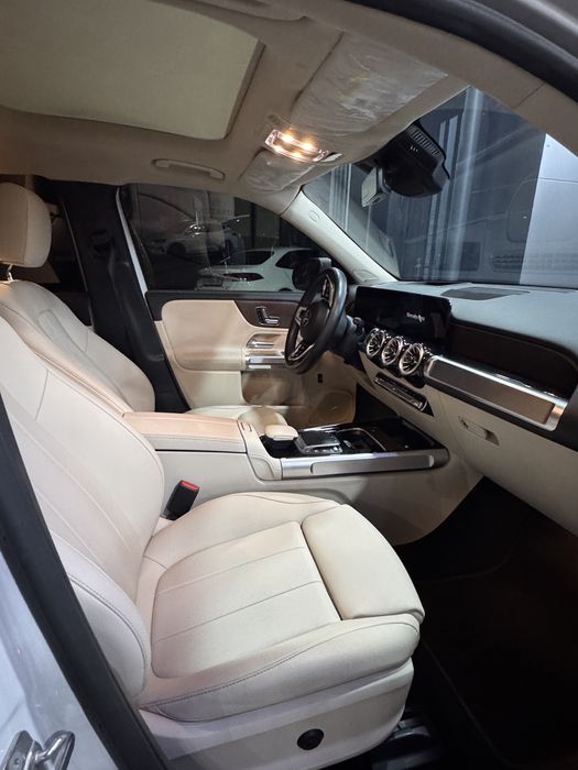 Mercdes EQB 300 EV 500 Elektromobil