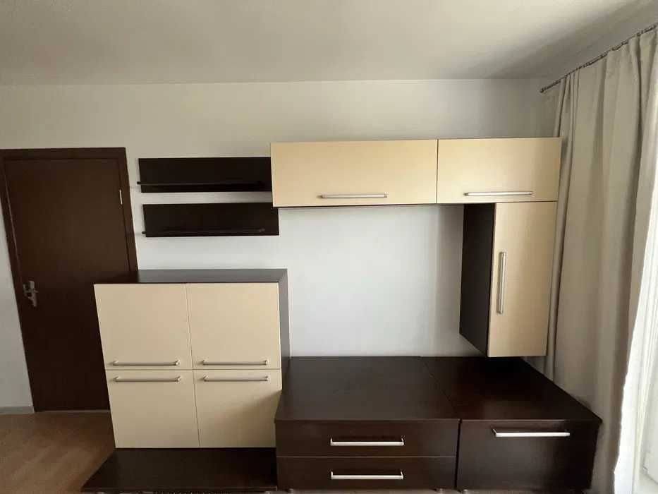 Vand mobilier sufragerie