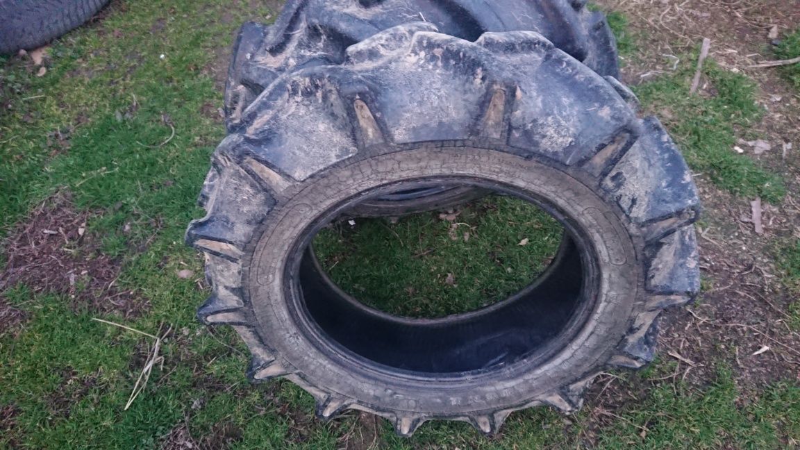 Cauciucuri Bridgestone 6-14, tractor japonez
