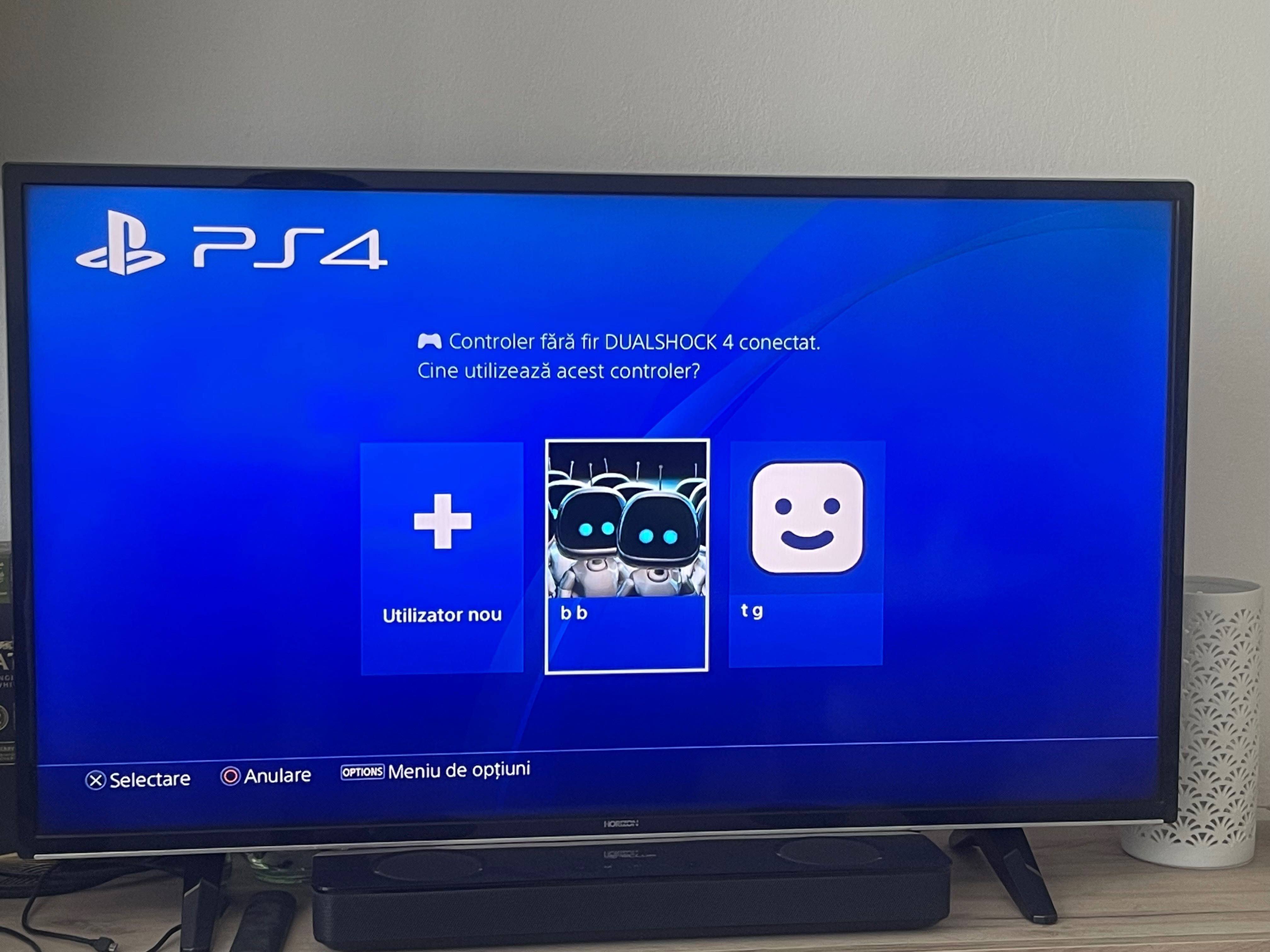 PS 4 Slim in cutie