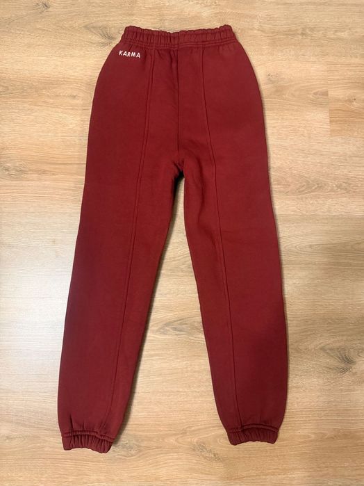 Ватиран дамски екип Karma