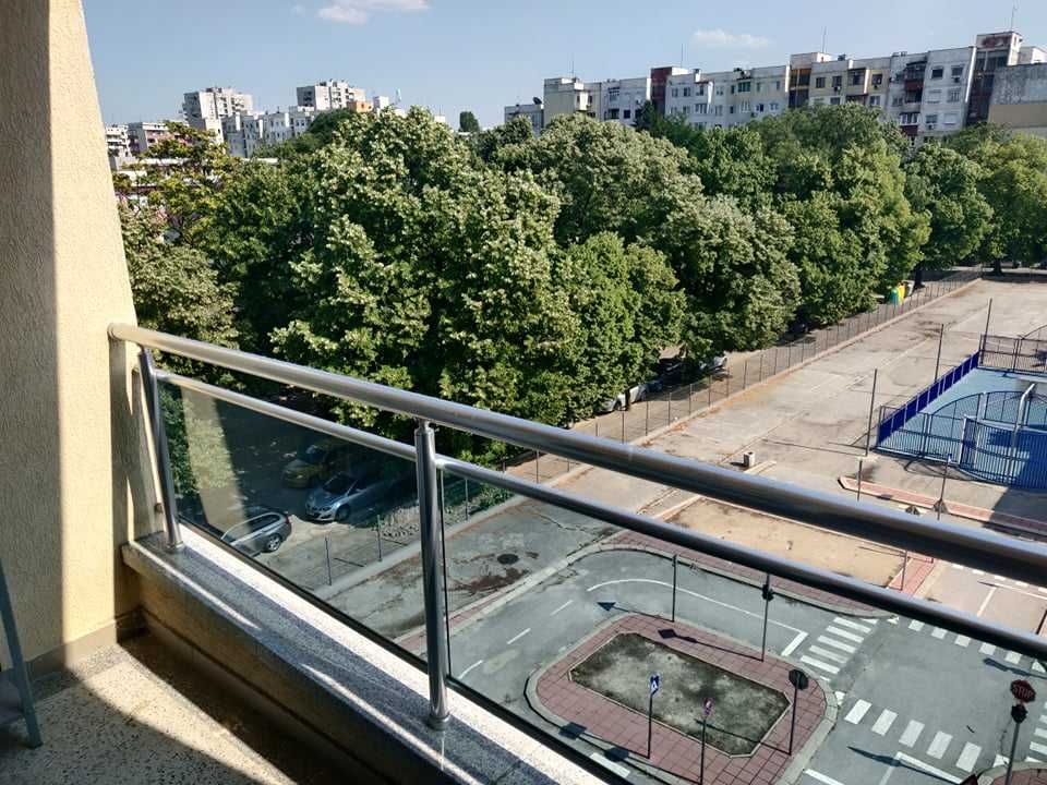 Двустаен в центъра
