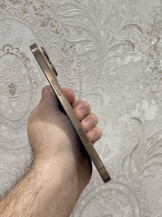 Iphone 16 pro max sim