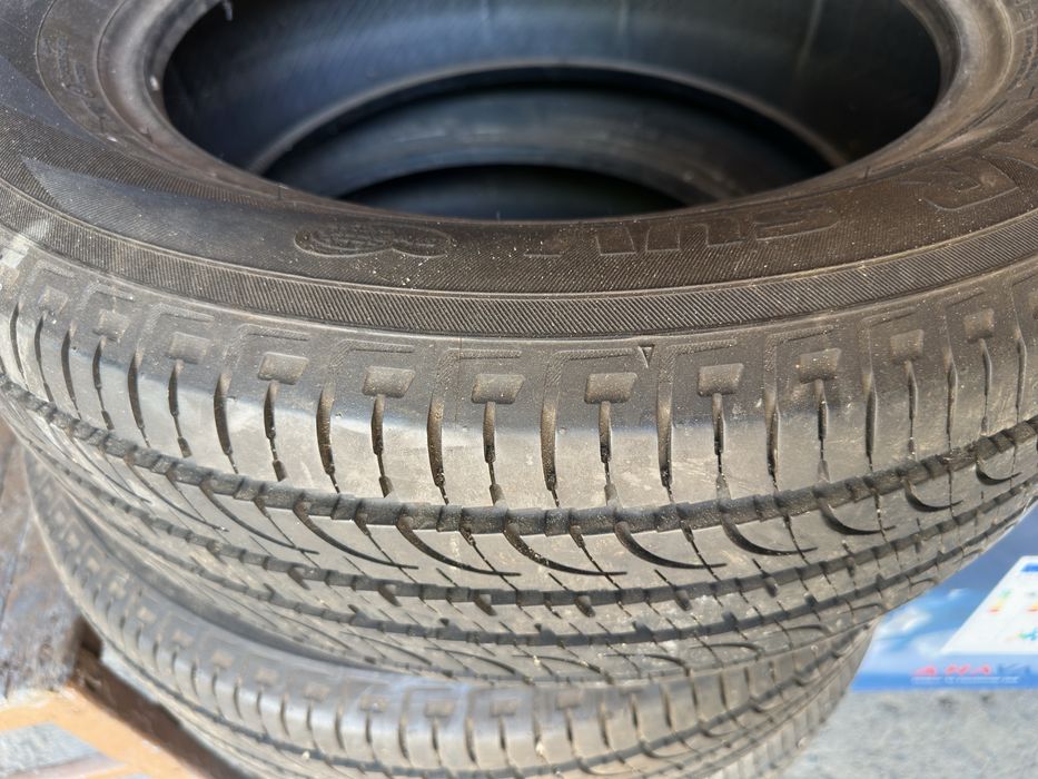 Anvelope 225 60 R 18