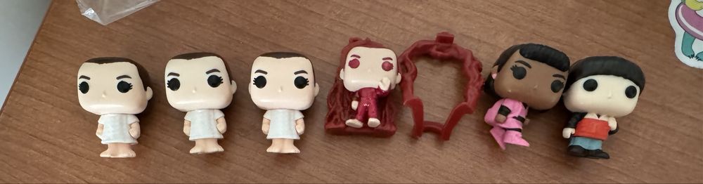 Фигурки Киндер Джой Очень странные дела ОСД