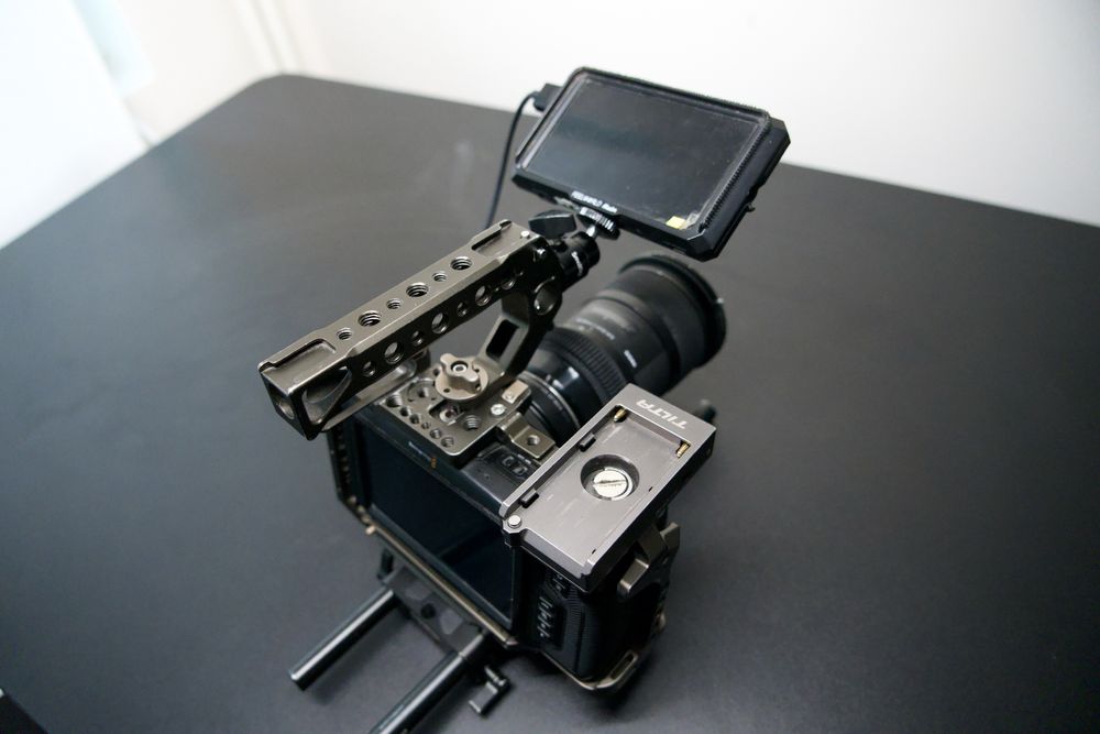 Blackmagic Pocket 4k + Sigma 18-35 Art + Laowa 7.5mm(+аксесоари)
