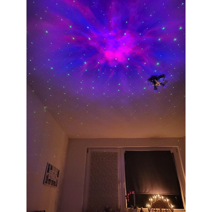 Интерактивна играчка за прожектиране на космоса, Астронавт