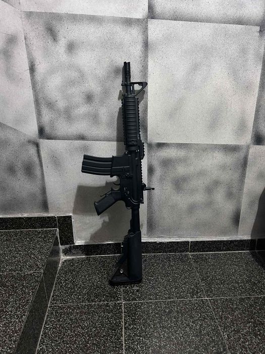 Еърсофр/Airsoft карабина: M4 (all metal).