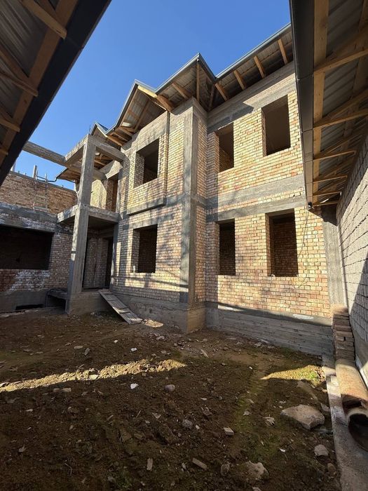 Продается дом 3 соток, 7 комнат, ор-р: центр Луначарского