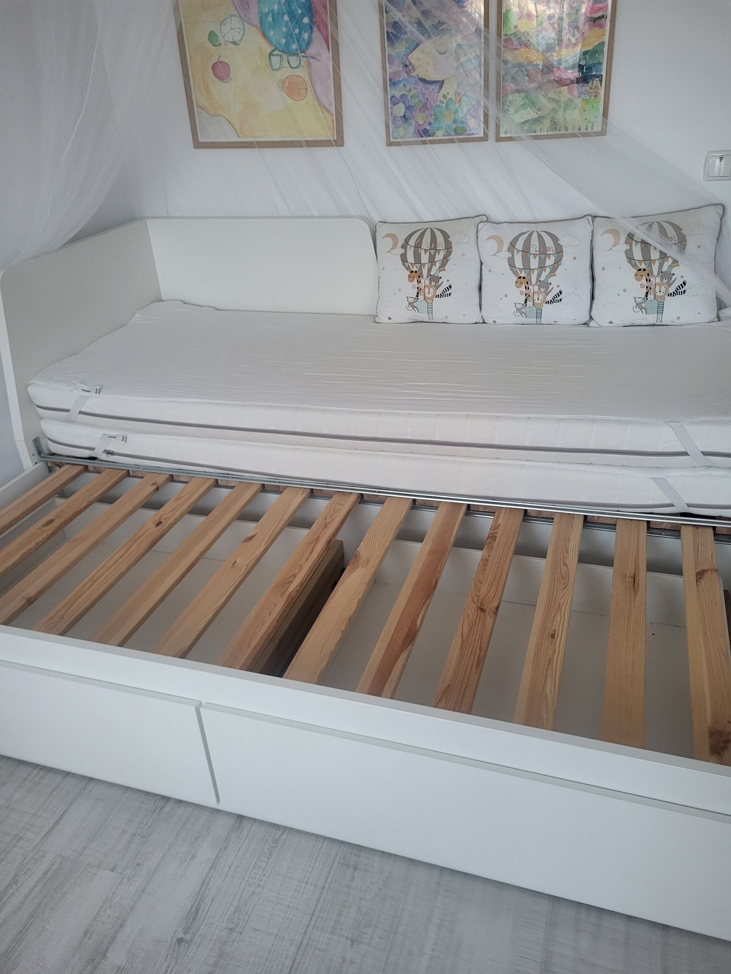 Pat extensibil  IKEA 2sertare/2saltele