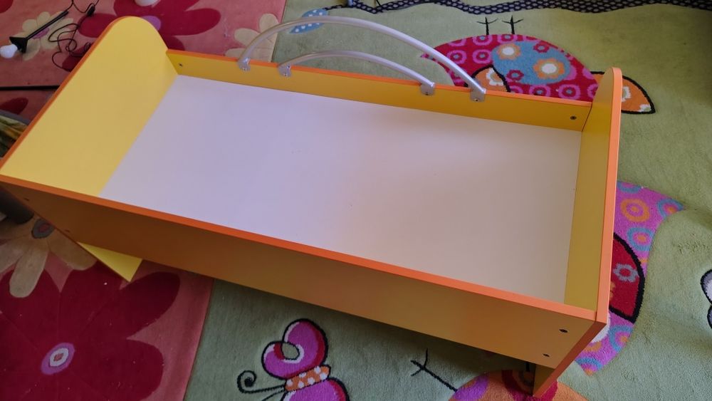 Детско креватче и мартак 140x70(x65h).