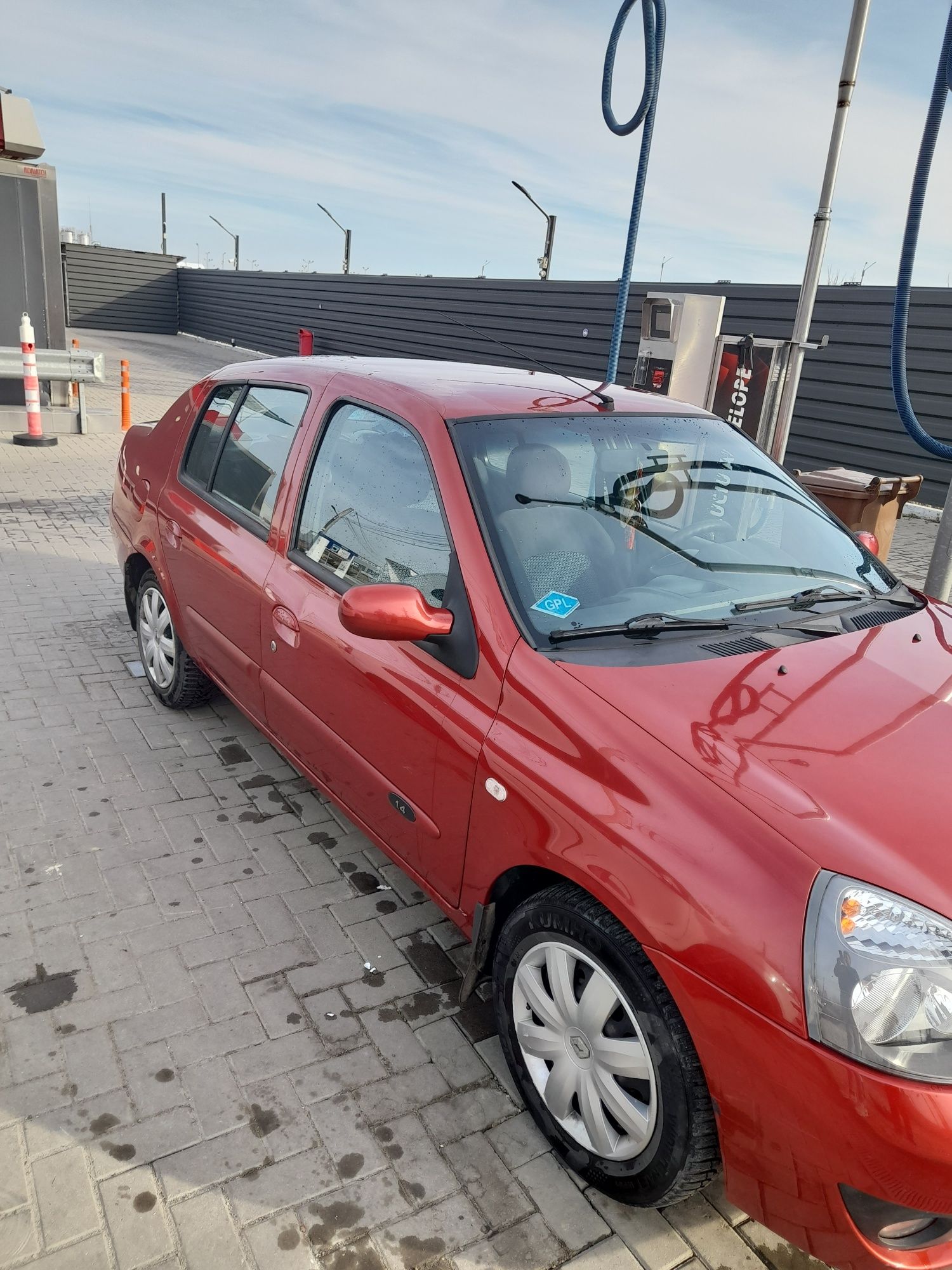 Vând Renault clio