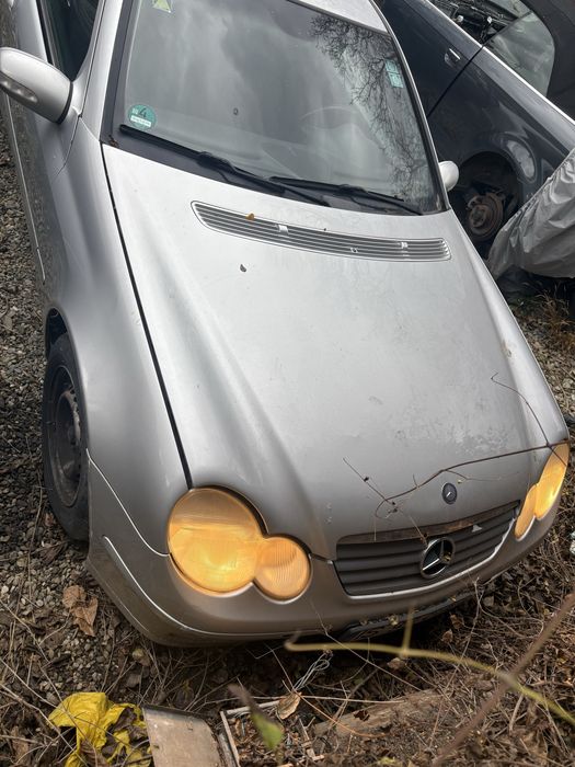 Mercedes C-class coupe benzina NEINMATRICULABIL