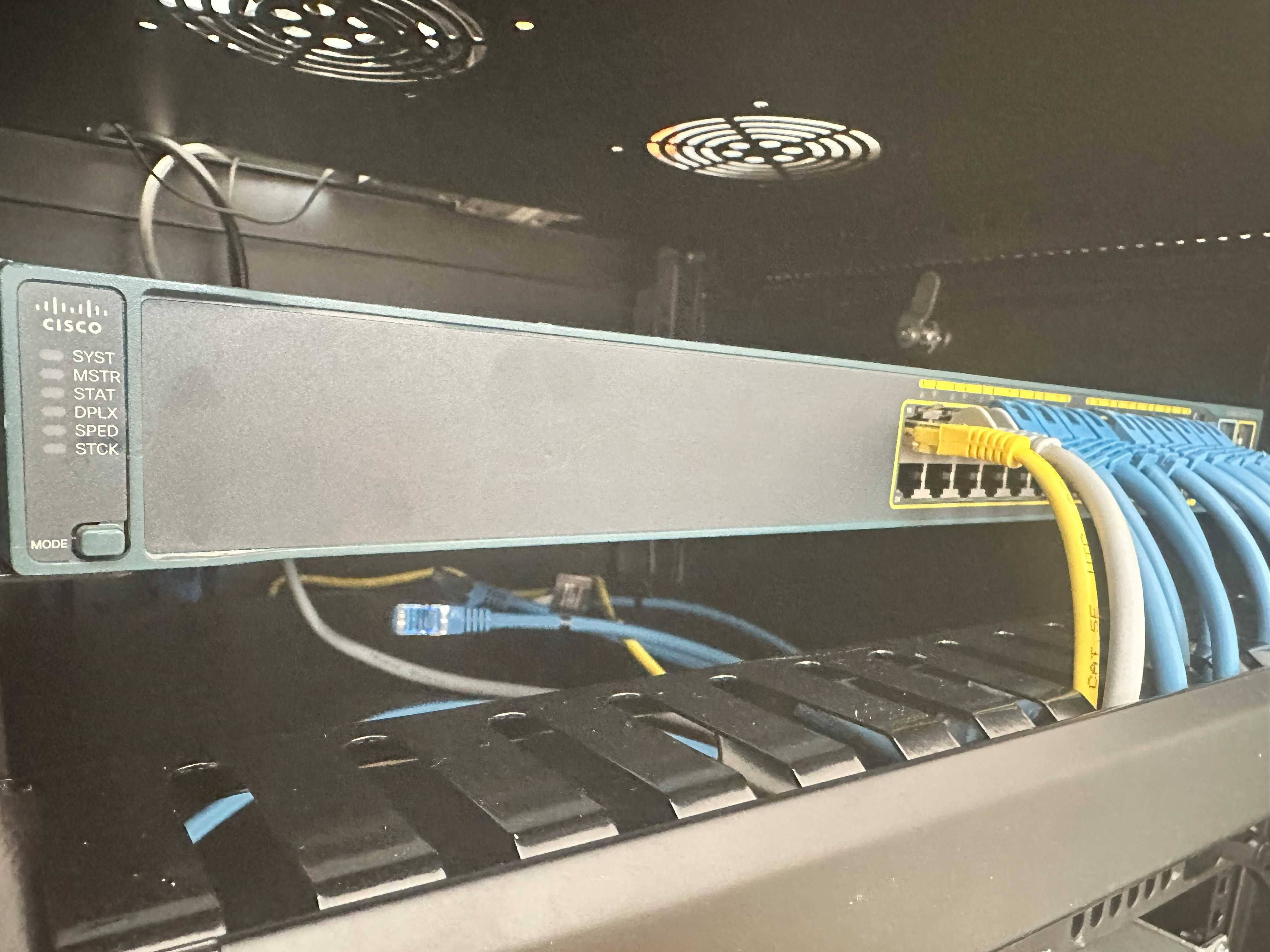 Cisco Switch WS-C2960 48TT-L