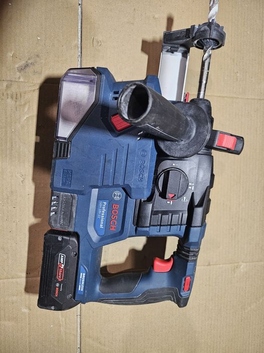 Rotopercutor cu aspirator Bosch gbh 18v 22
