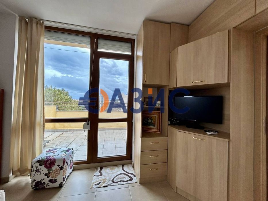 Двустаен апартамент в комплекс Ashton Hall, 118 кв.м., Слънчев бряг,