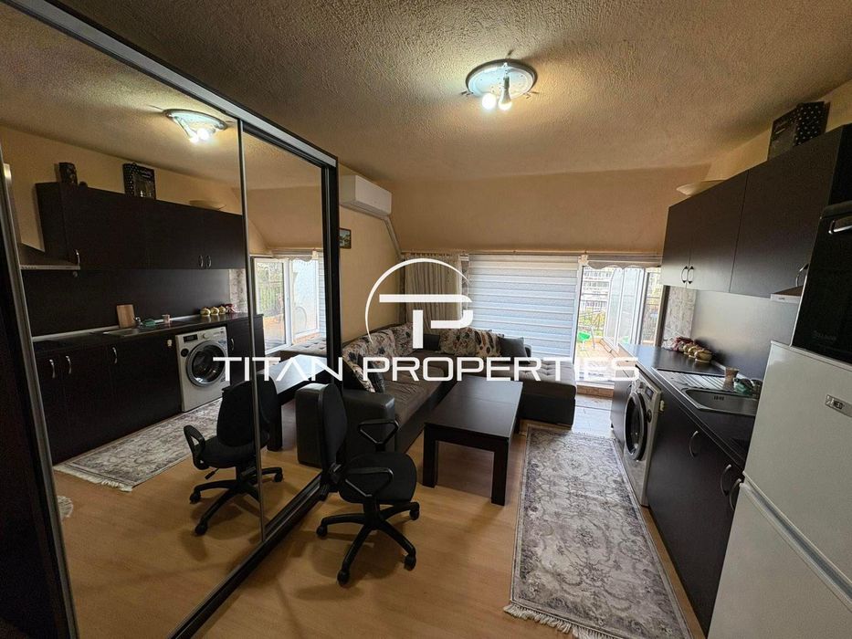 Дава се под наем Едностаен апартамент в Бургас, Меден рудник - зона В - 30 кв.м за 280.5 € - Снимка #1