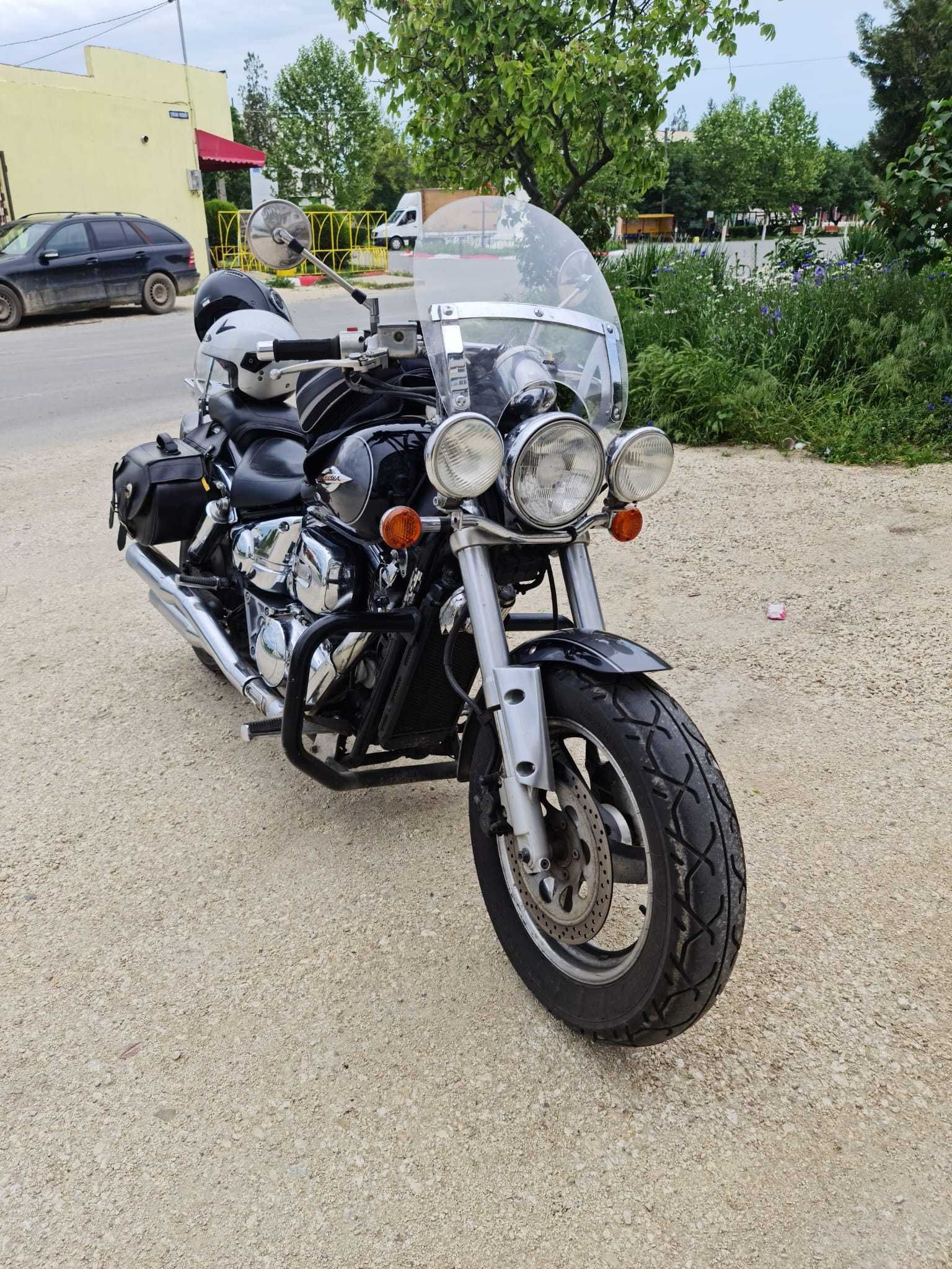 Motocicleta Suzuki Marauder 800cc