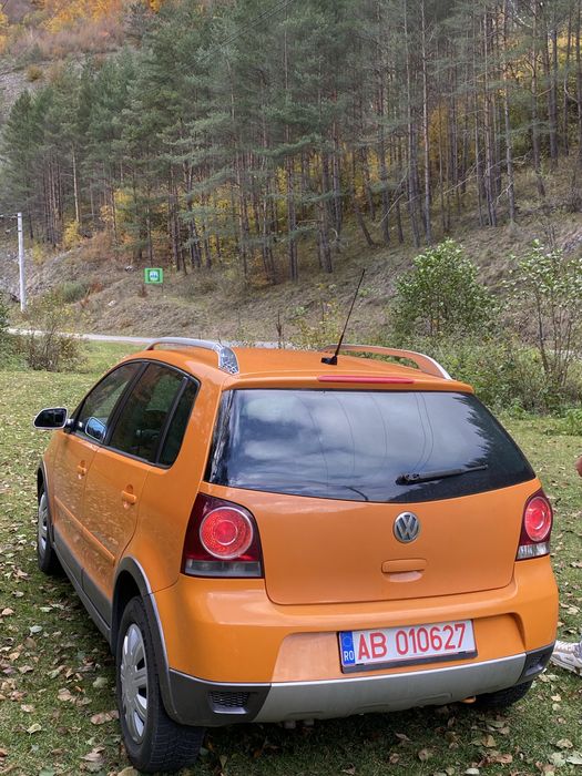 Volkswagen Cross Polo