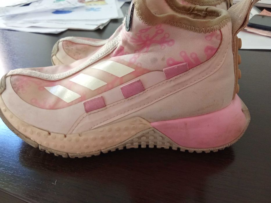 Adidas  Lego за момиче номер 28-29 - 30 лв.