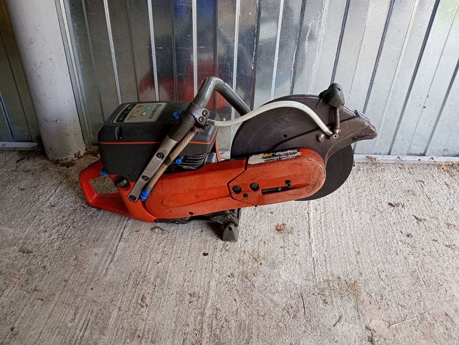 Drujbă tăiat beton fier Husqvarna