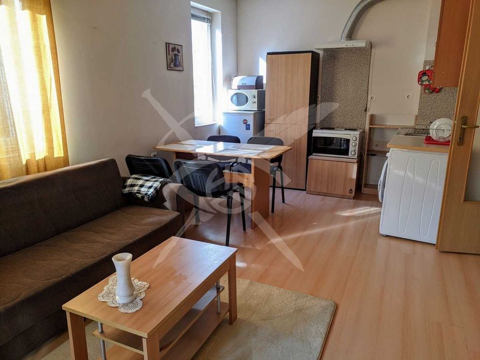 Дава се под наем Двустаен апартамент в София, Хиподрума - 75 кв.м за 650 € - Снимка #1