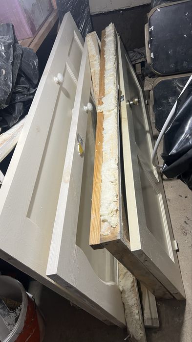 Продам межкомнатные двери