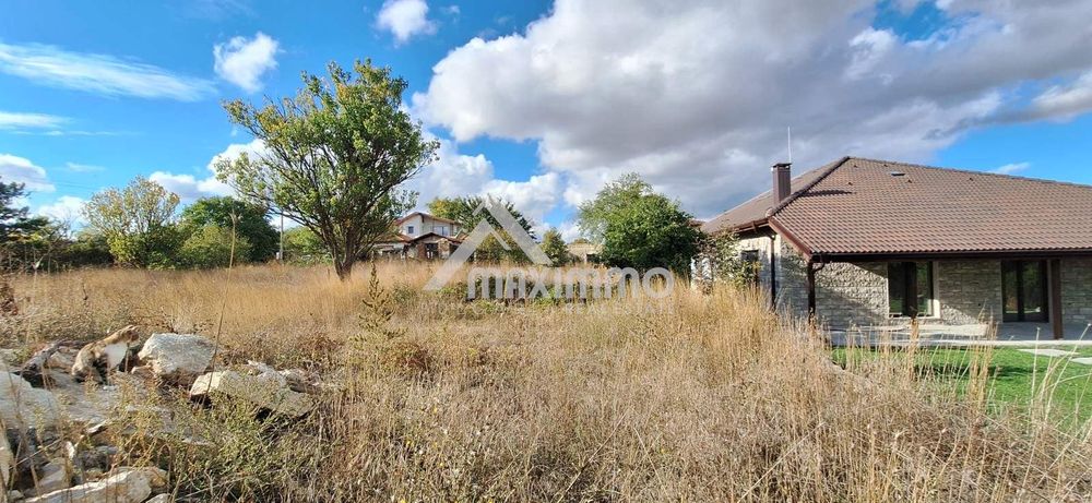 Парцел в Варна, област-с.Доброглед площ 884 цена 123000