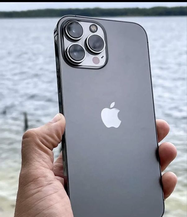 Продам идеальный iphone 13 pro
