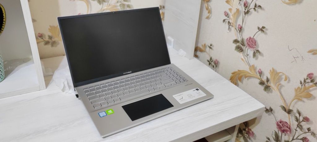 Продам свой ноутбук Asus vivobook s532f