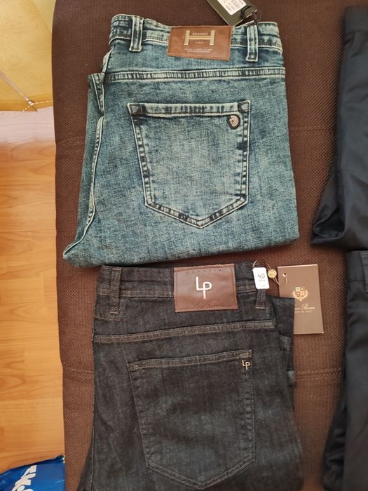 Vind blugi Originali mărci diferite
