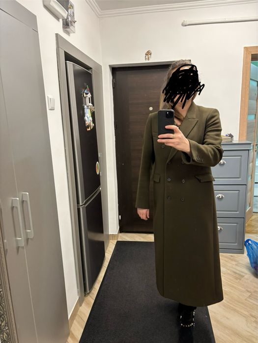 Palton stofa Zara eticheta Manteco