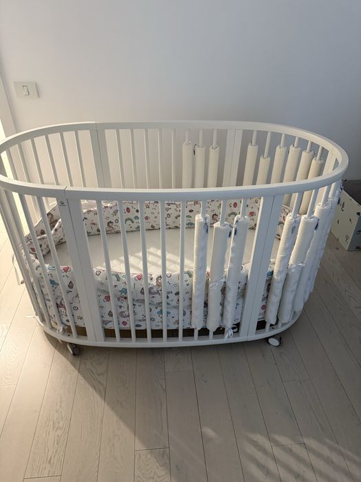 Patut 0-5 ani Stokke Sleepi V3 cu 2 saltele, protectii laterale