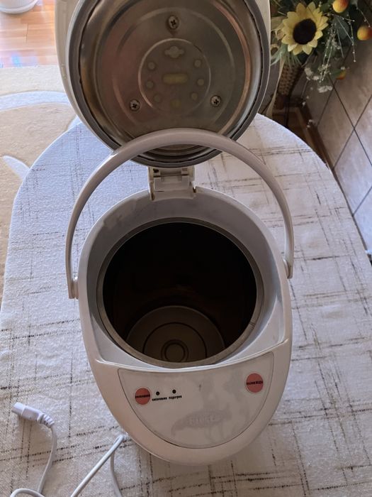 Fierbător electric FIESTA, 5L, pentru apă, ceai, vin fiert, lichide