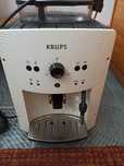 Cafetiera automata Krups EA 81