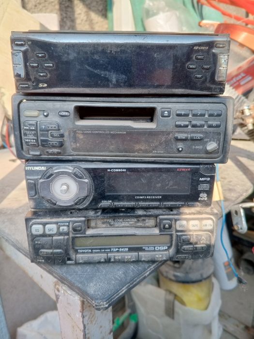 Магнитолы автомобильные б.у