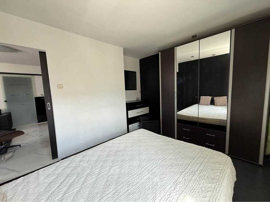 Дава се под наем Тристаен апартамент в София, Зона Б-18 - 80 кв.м за 800 € - Снимка #4