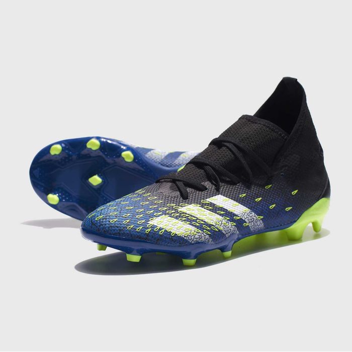 Оригинални спортни обувки *ADIDAS PREDATOR FREAK 3 FG * 45 1/3 -46 2/3