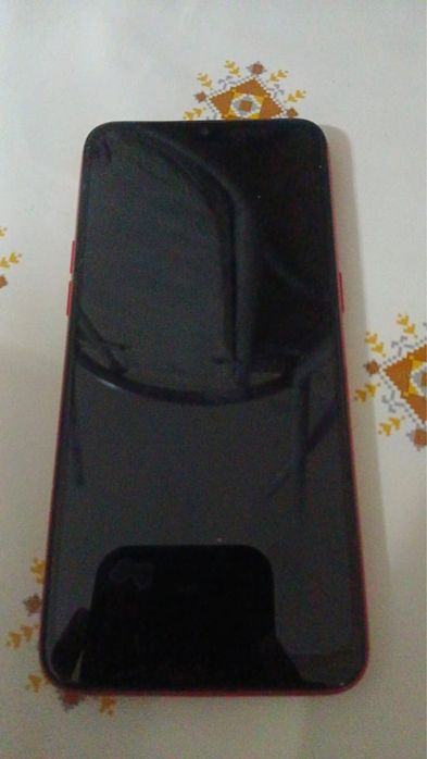 Телефон в хорошем состояниее