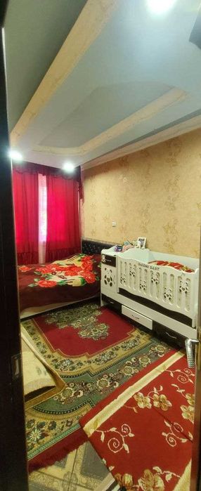 Продам 3х комнатную квартиру  Чиланзар 12 , Фархадский