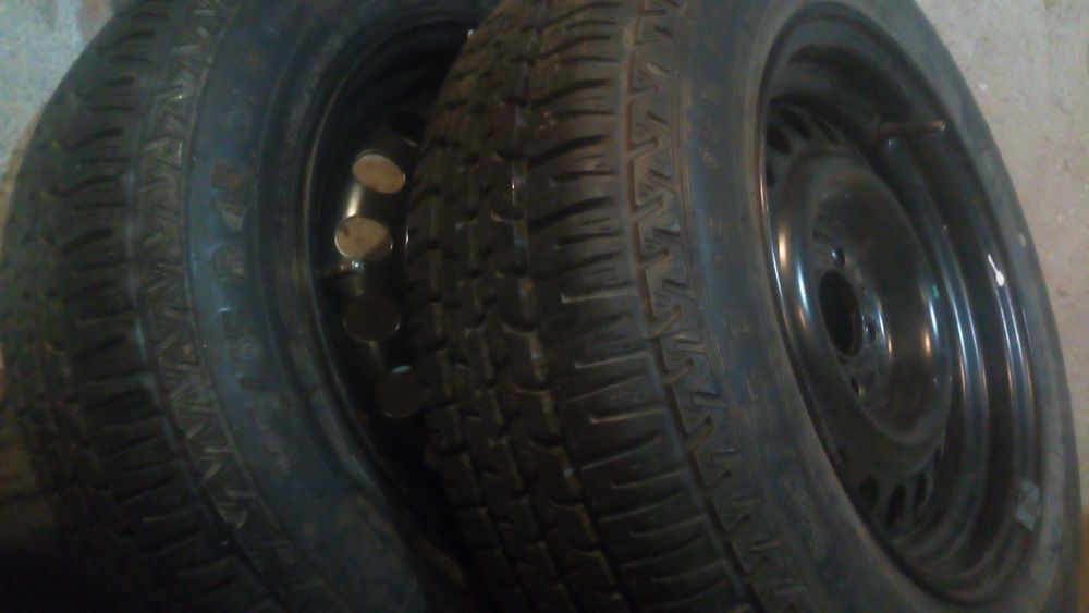 Гуми 13 , 14 , 15 , 16 и 17 джанти