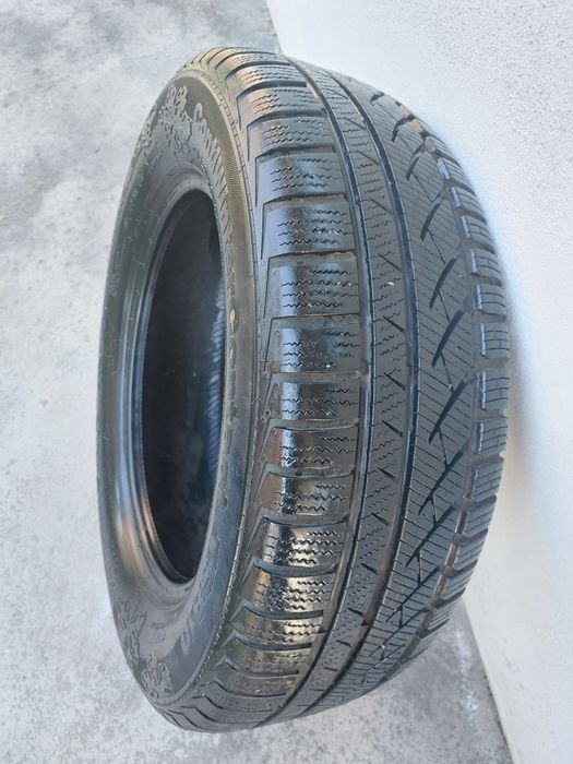 1 anvelopa iarna 215 60 R16 Continental