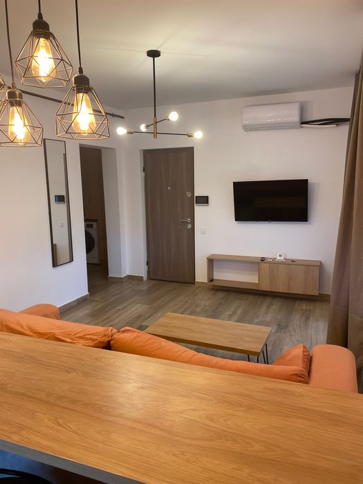 Închiriez ap 2 camere încălzire în pardoseală