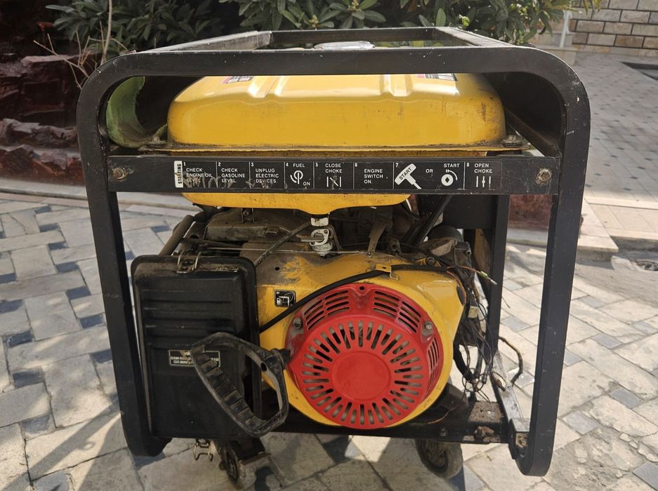 Движок 7500кв сотилади